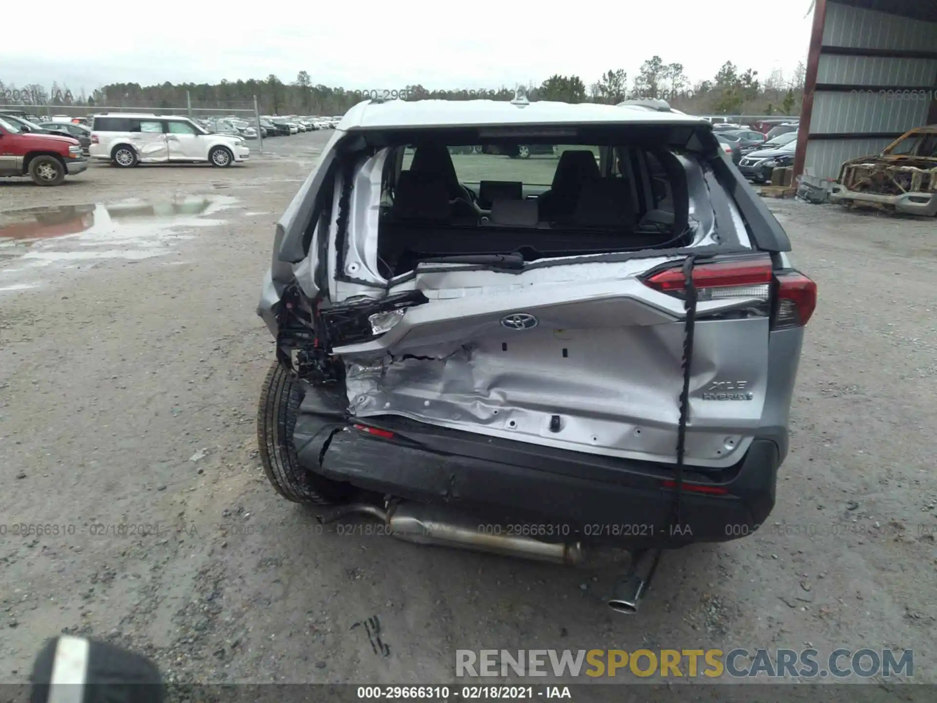 6 Photograph of a damaged car JTMRWRFV1LD071430 TOYOTA RAV4 2020