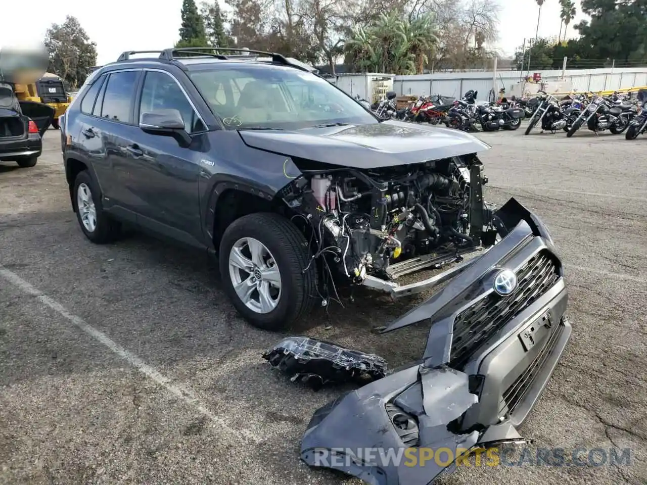 1 Photograph of a damaged car JTMRWRFV1LD072464 TOYOTA RAV4 2020