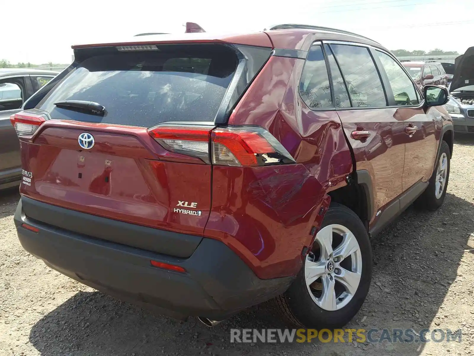 4 Photograph of a damaged car JTMRWRFV2LD055060 TOYOTA RAV4 2020