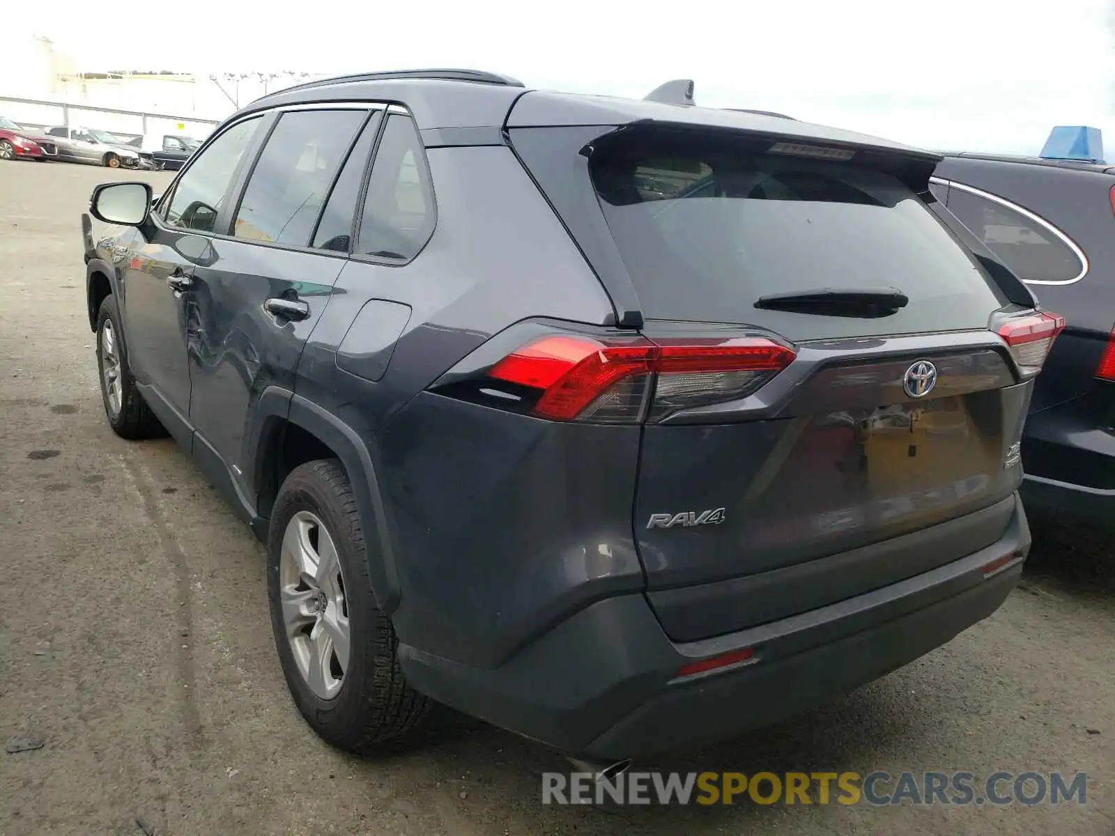 3 Photograph of a damaged car JTMRWRFV2LD067127 TOYOTA RAV4 2020