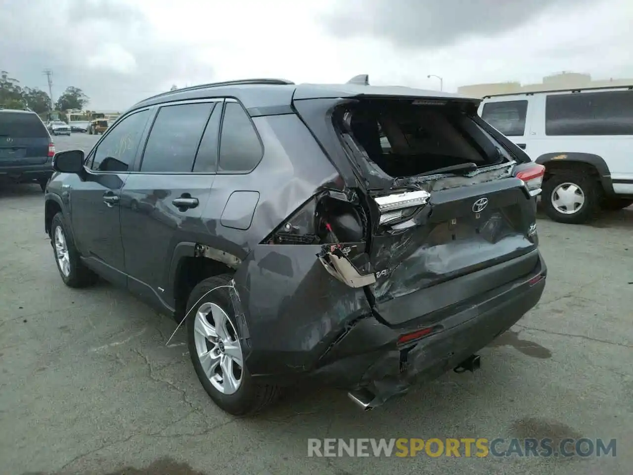 3 Photograph of a damaged car JTMRWRFV2LD068469 TOYOTA RAV4 2020