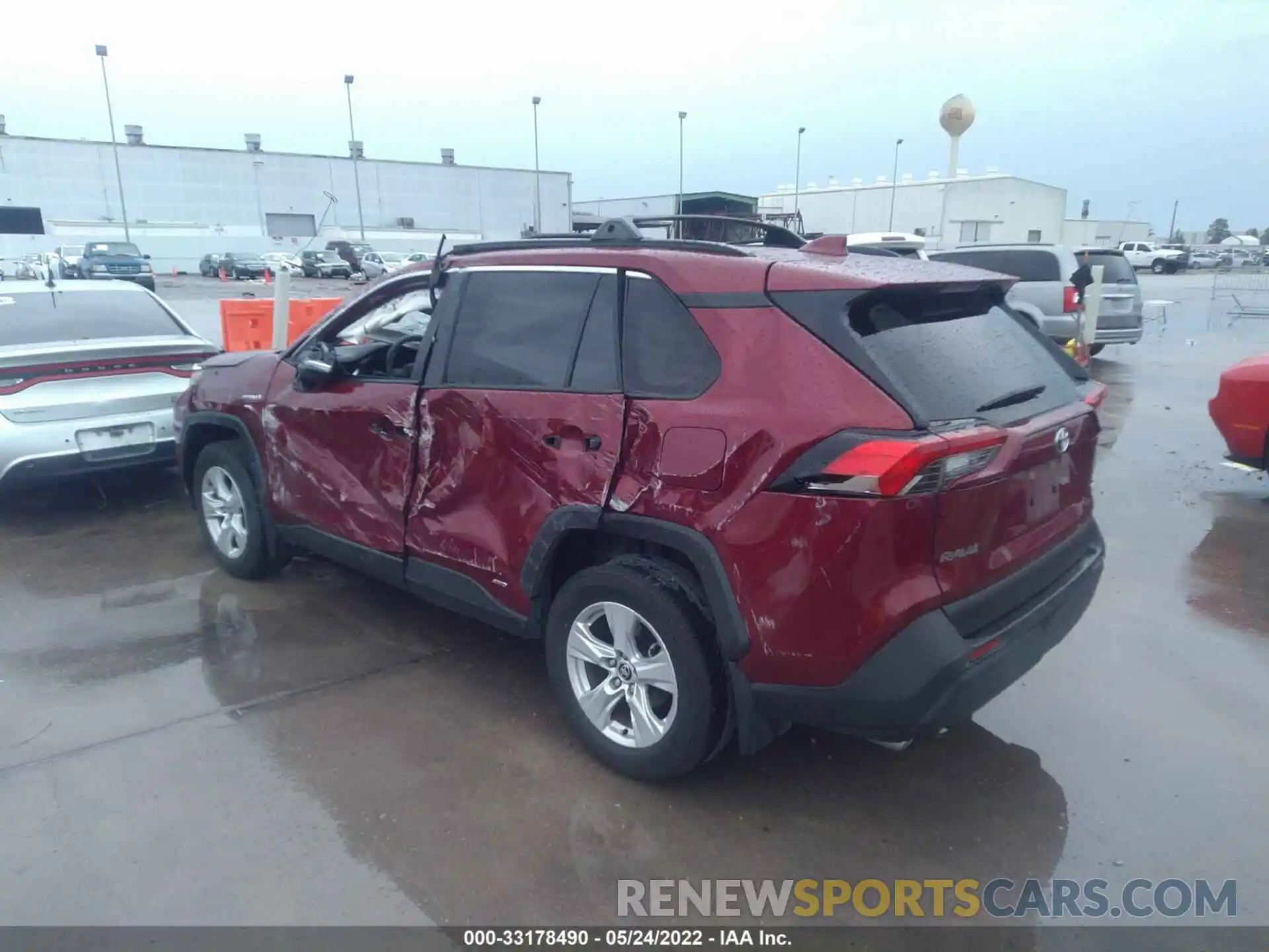 3 Photograph of a damaged car JTMRWRFV2LD070173 TOYOTA RAV4 2020