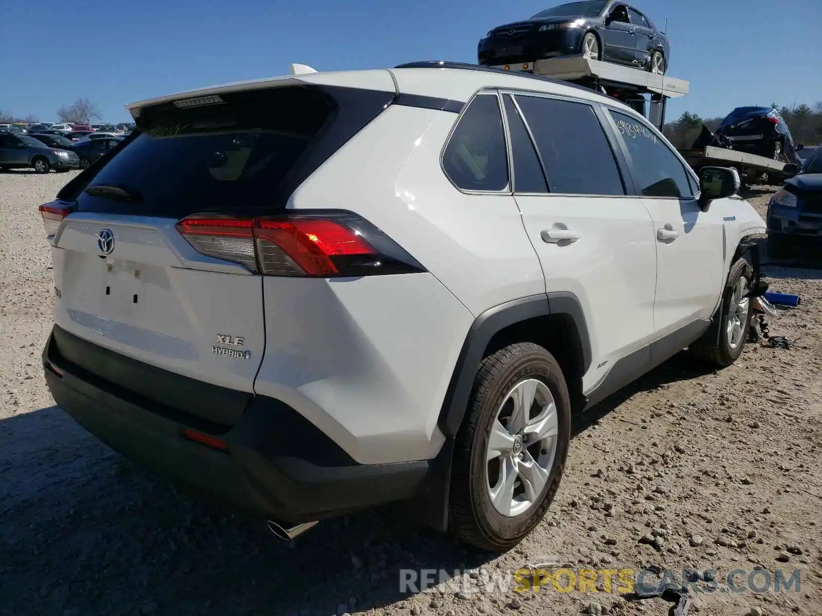 4 Photograph of a damaged car JTMRWRFV2LD071307 TOYOTA RAV4 2020