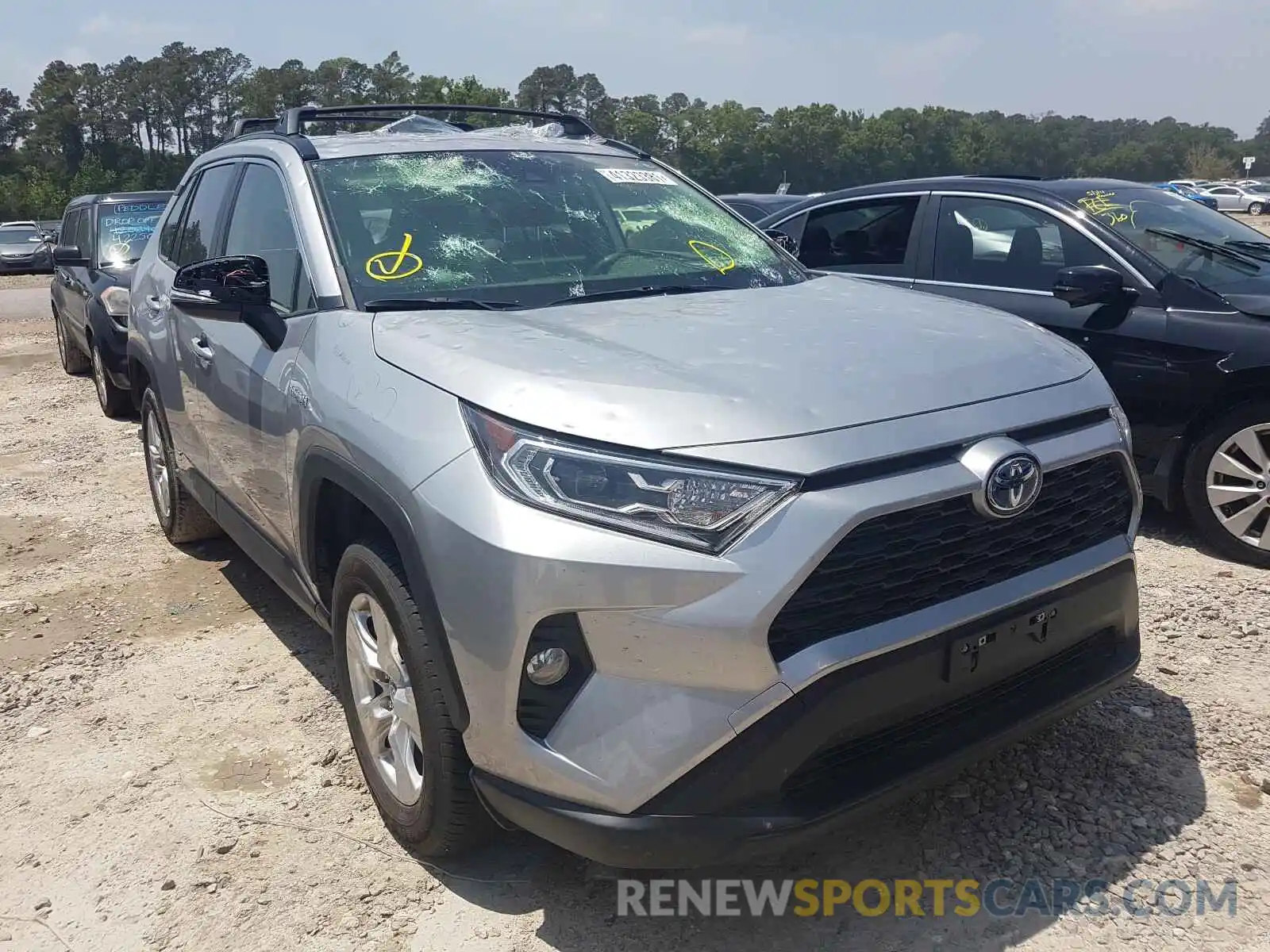 1 Photograph of a damaged car JTMRWRFV2LJ045663 TOYOTA RAV4 2020