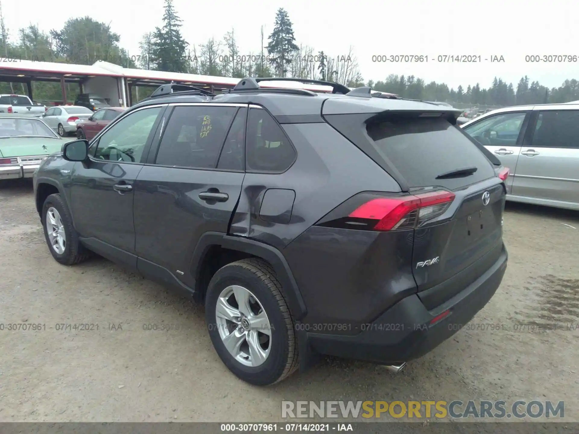 3 Photograph of a damaged car JTMRWRFV3LD047260 TOYOTA RAV4 2020