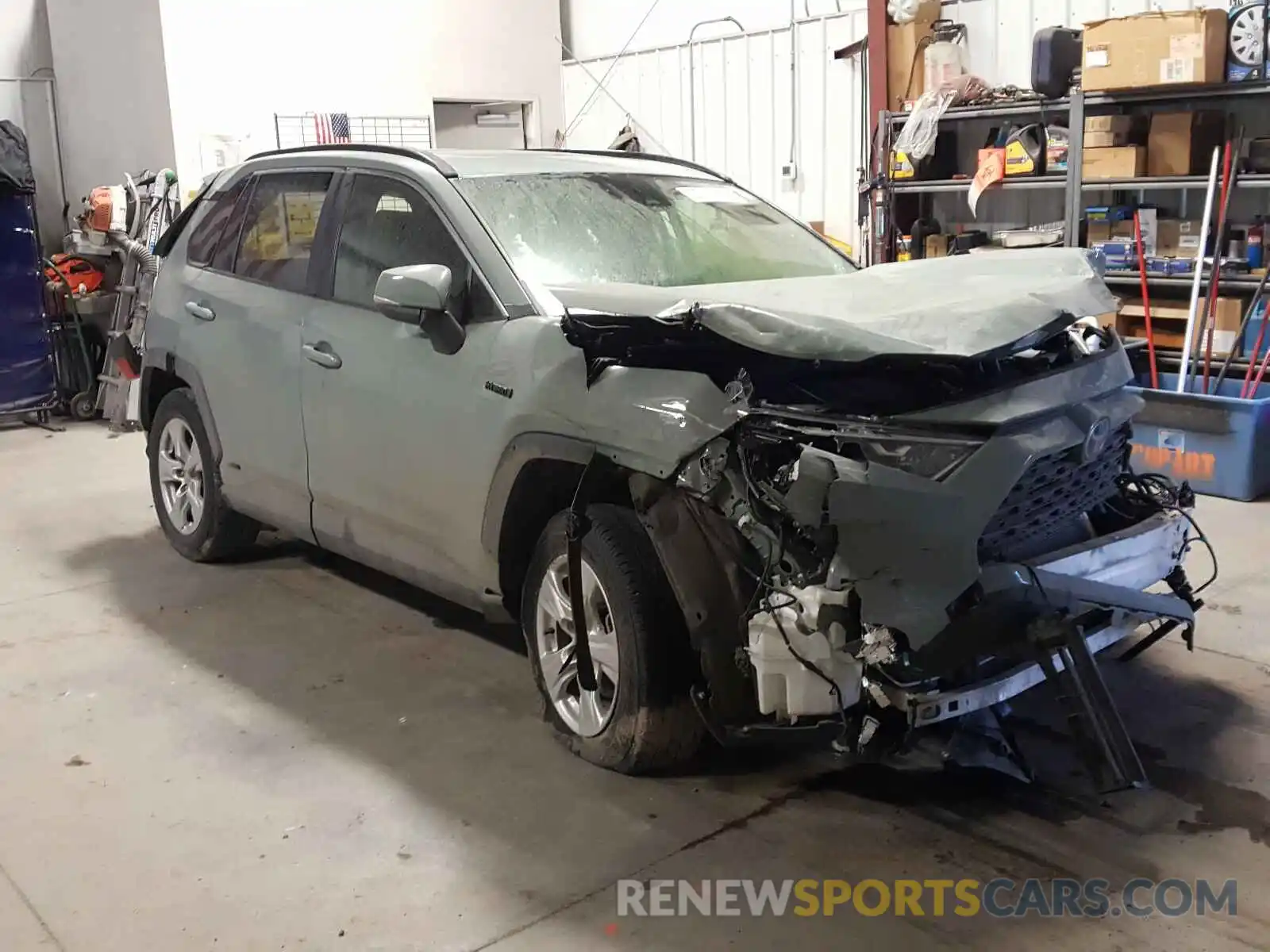 1 Photograph of a damaged car JTMRWRFV3LD061126 TOYOTA RAV4 2020