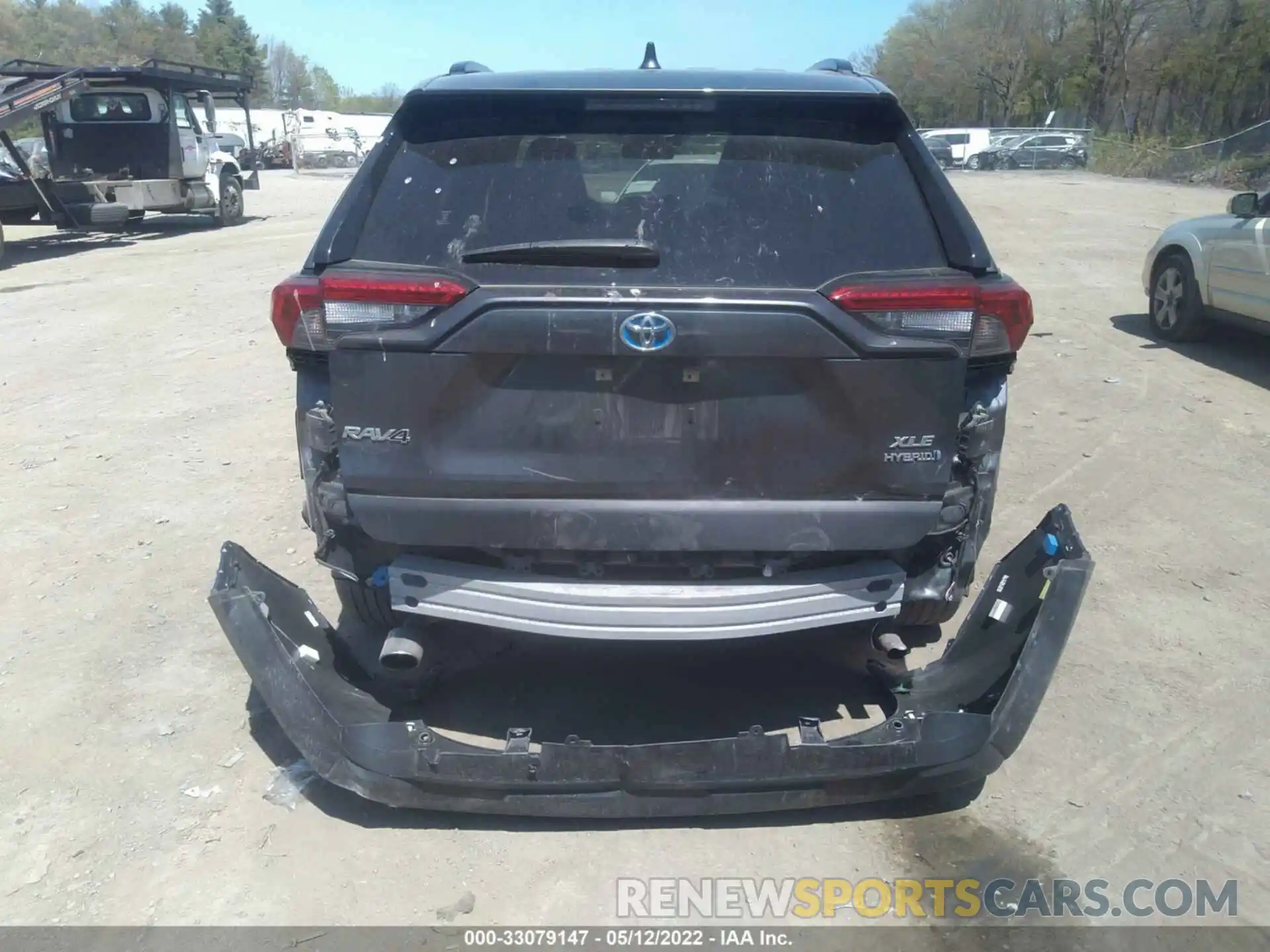 6 Photograph of a damaged car JTMRWRFV4LD070546 TOYOTA RAV4 2020