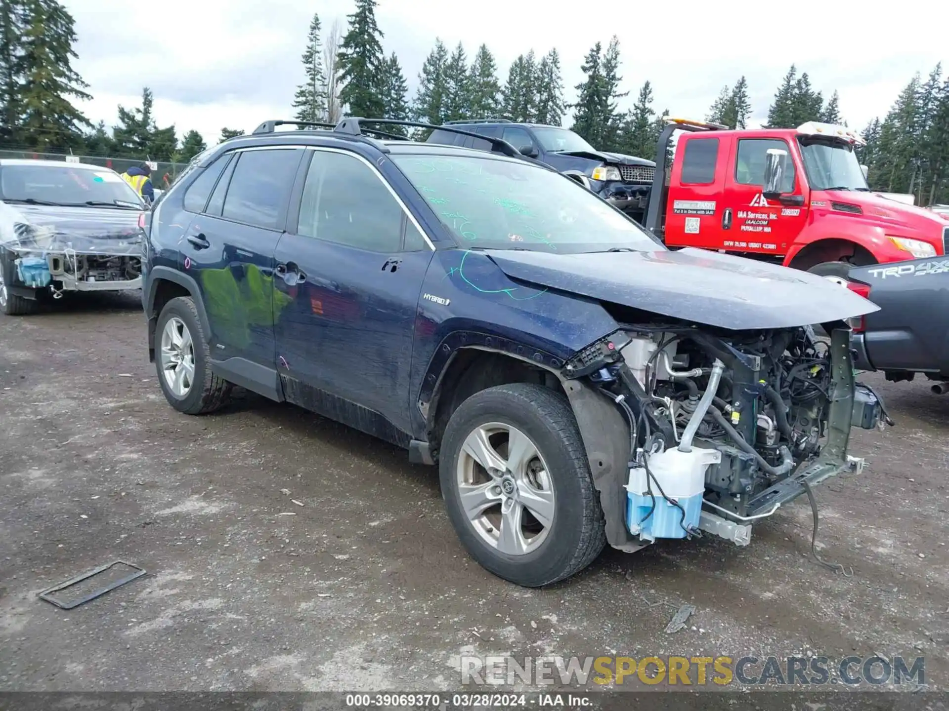 1 Photograph of a damaged car JTMRWRFV4LD544012 TOYOTA RAV4 2020