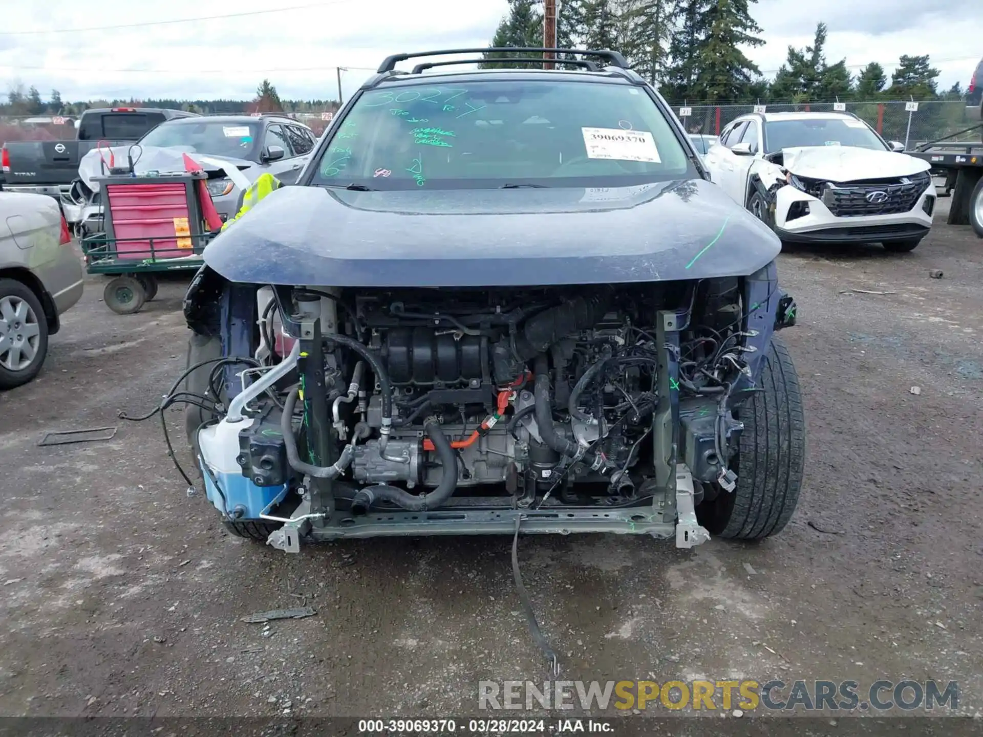 13 Photograph of a damaged car JTMRWRFV4LD544012 TOYOTA RAV4 2020