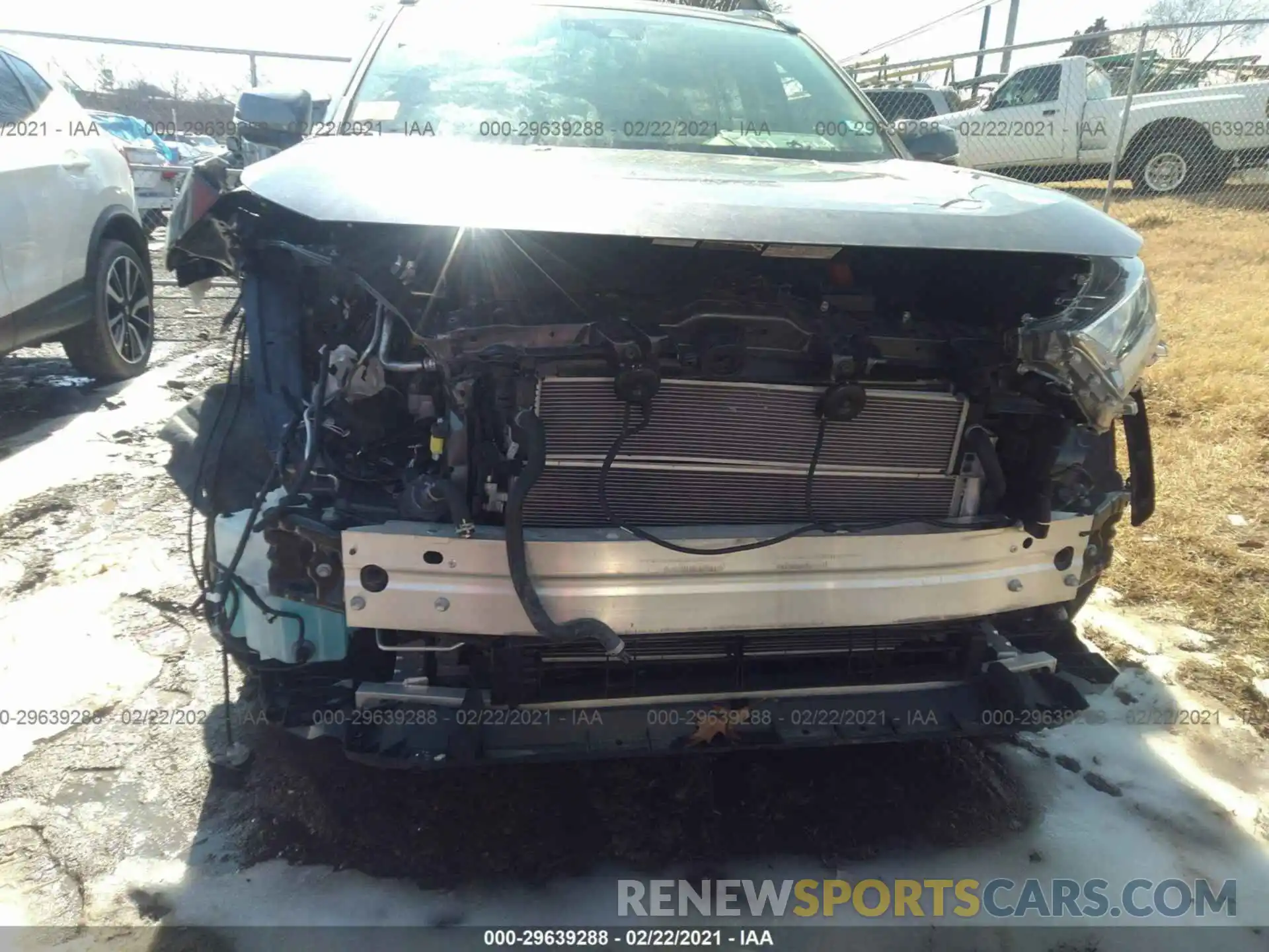 6 Photograph of a damaged car JTMRWRFV4LJ048418 TOYOTA RAV4 2020