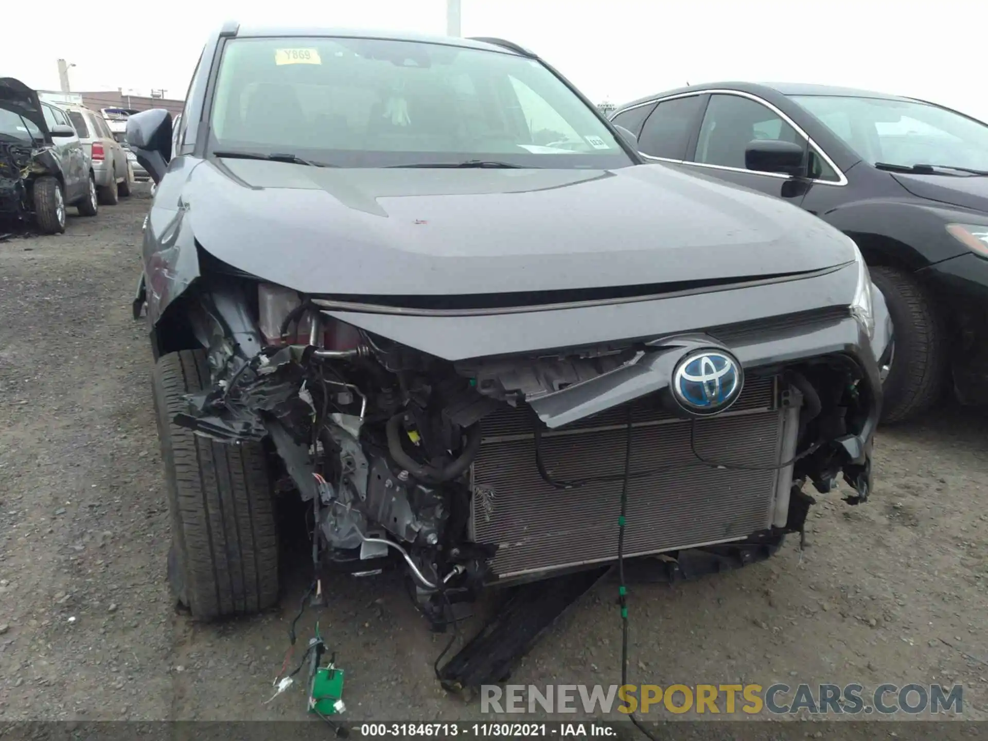 6 Photograph of a damaged car JTMRWRFV5LD043792 TOYOTA RAV4 2020