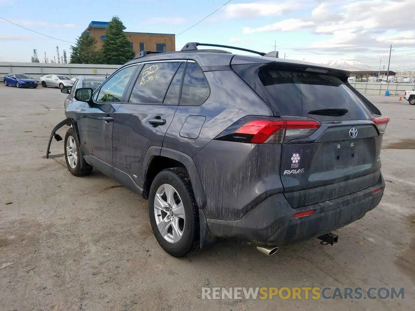 3 Photograph of a damaged car JTMRWRFV5LD049690 TOYOTA RAV4 2020