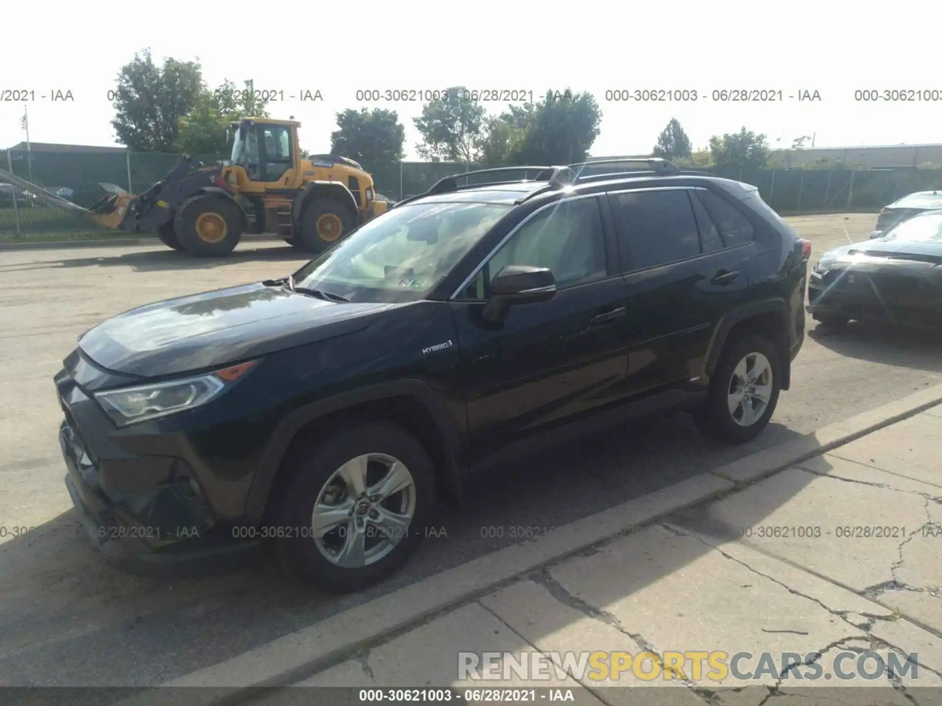 2 Photograph of a damaged car JTMRWRFV5LD068739 TOYOTA RAV4 2020