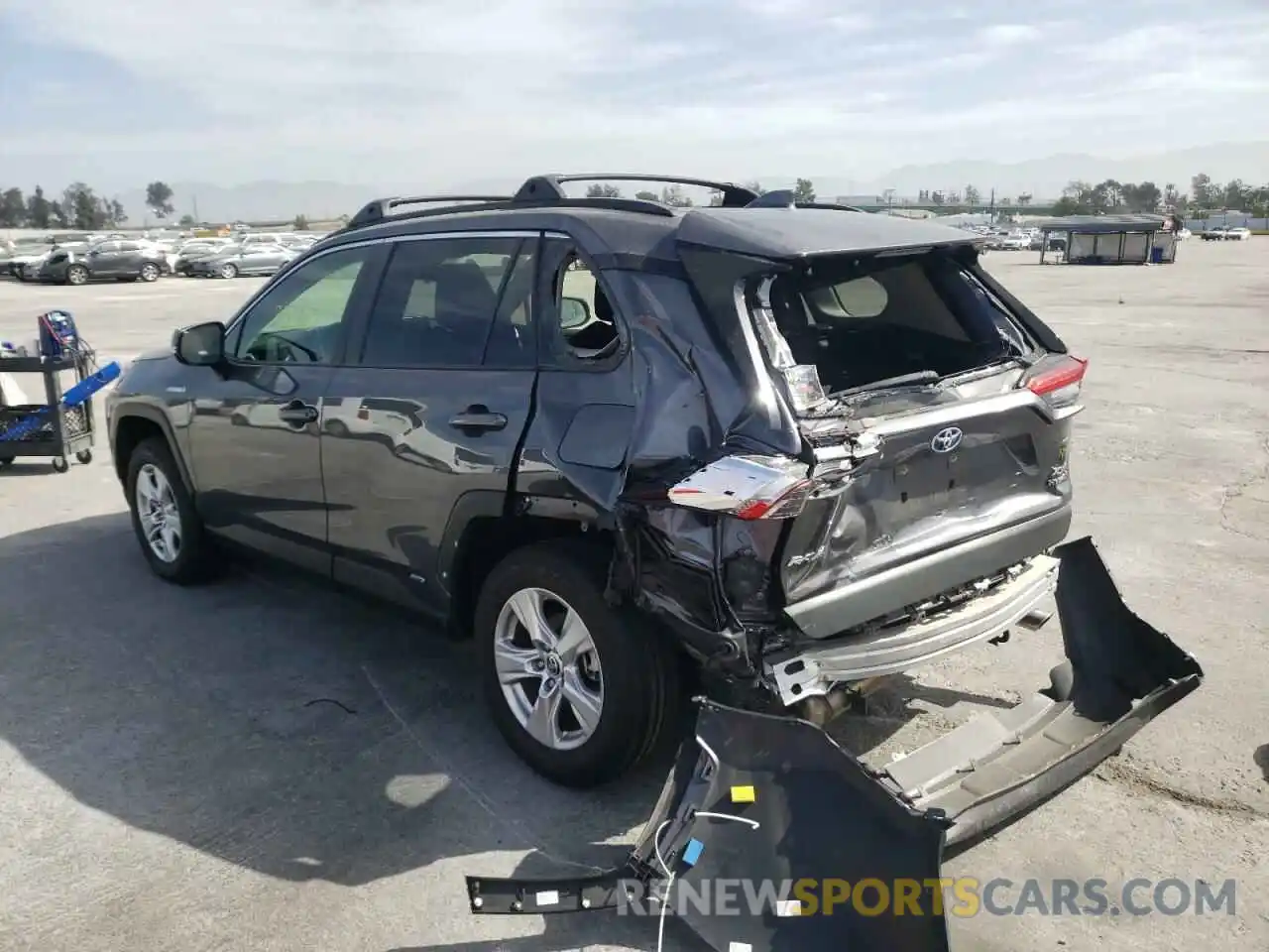 3 Photograph of a damaged car JTMRWRFV5LD073116 TOYOTA RAV4 2020