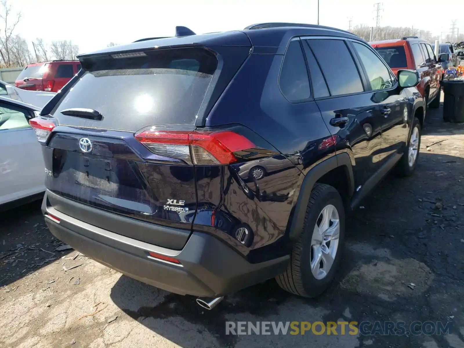 4 Photograph of a damaged car JTMRWRFV5LD550482 TOYOTA RAV4 2020