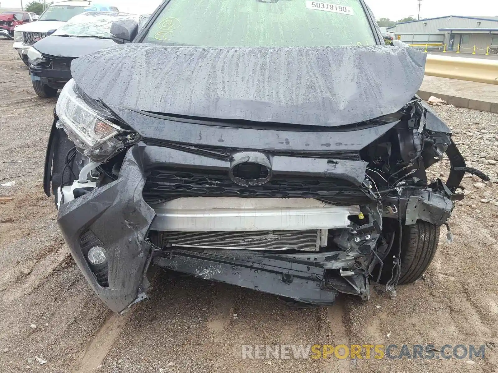 9 Photograph of a damaged car JTMRWRFV6LD068829 TOYOTA RAV4 2020