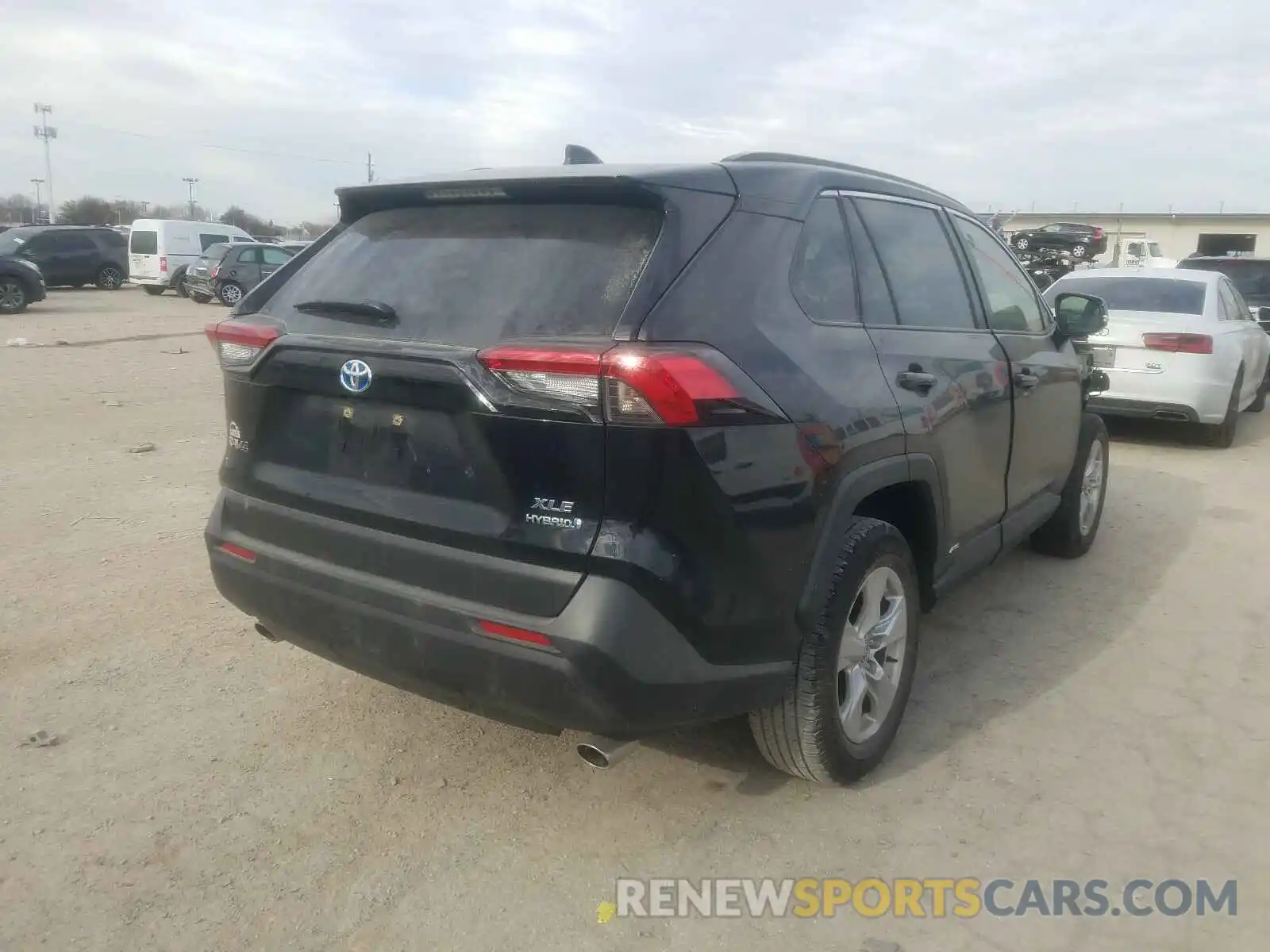 4 Photograph of a damaged car JTMRWRFV6LD073058 TOYOTA RAV4 2020