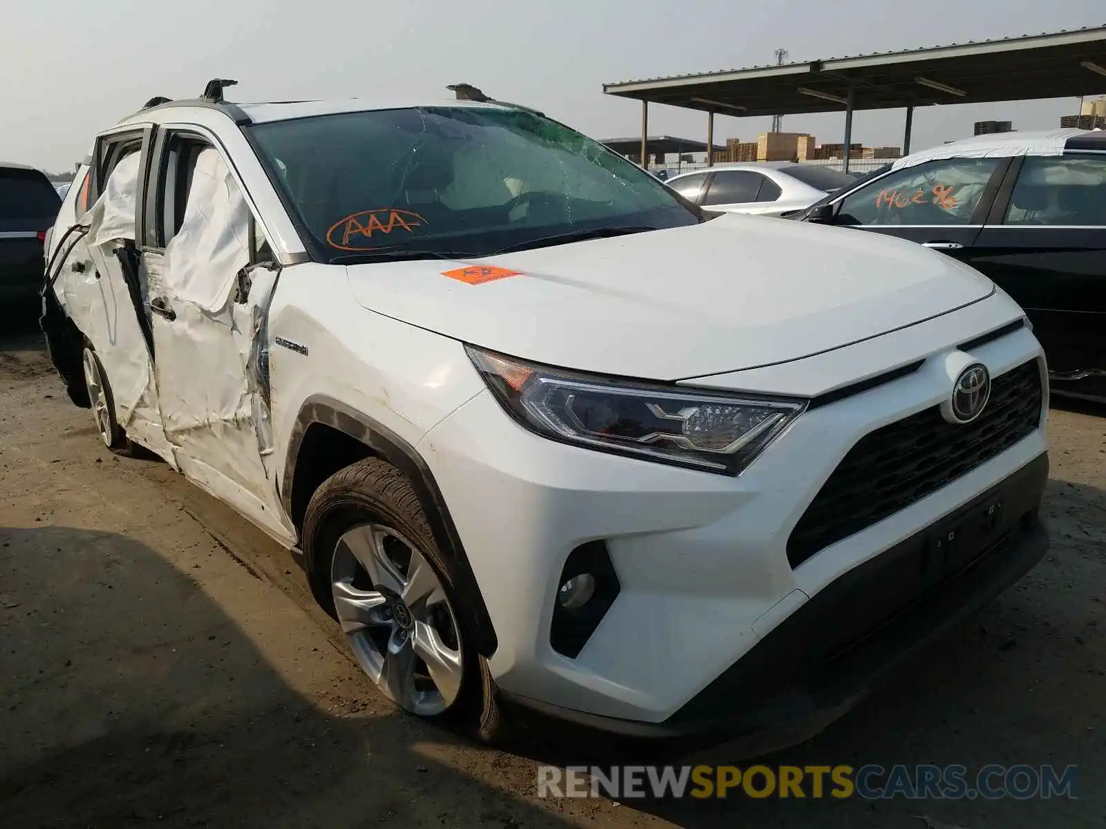 1 Photograph of a damaged car JTMRWRFV7LD060237 TOYOTA RAV4 2020