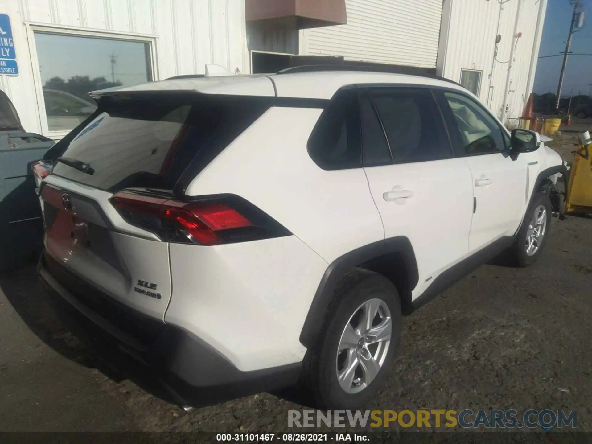 4 Photograph of a damaged car JTMRWRFV7LD060593 TOYOTA RAV4 2020