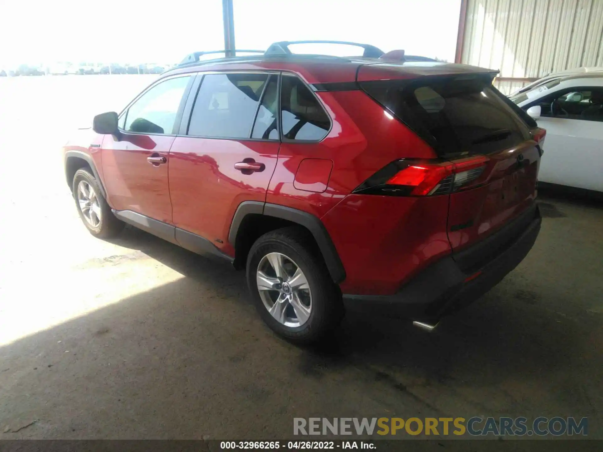 3 Photograph of a damaged car JTMRWRFV7LJ045173 TOYOTA RAV4 2020