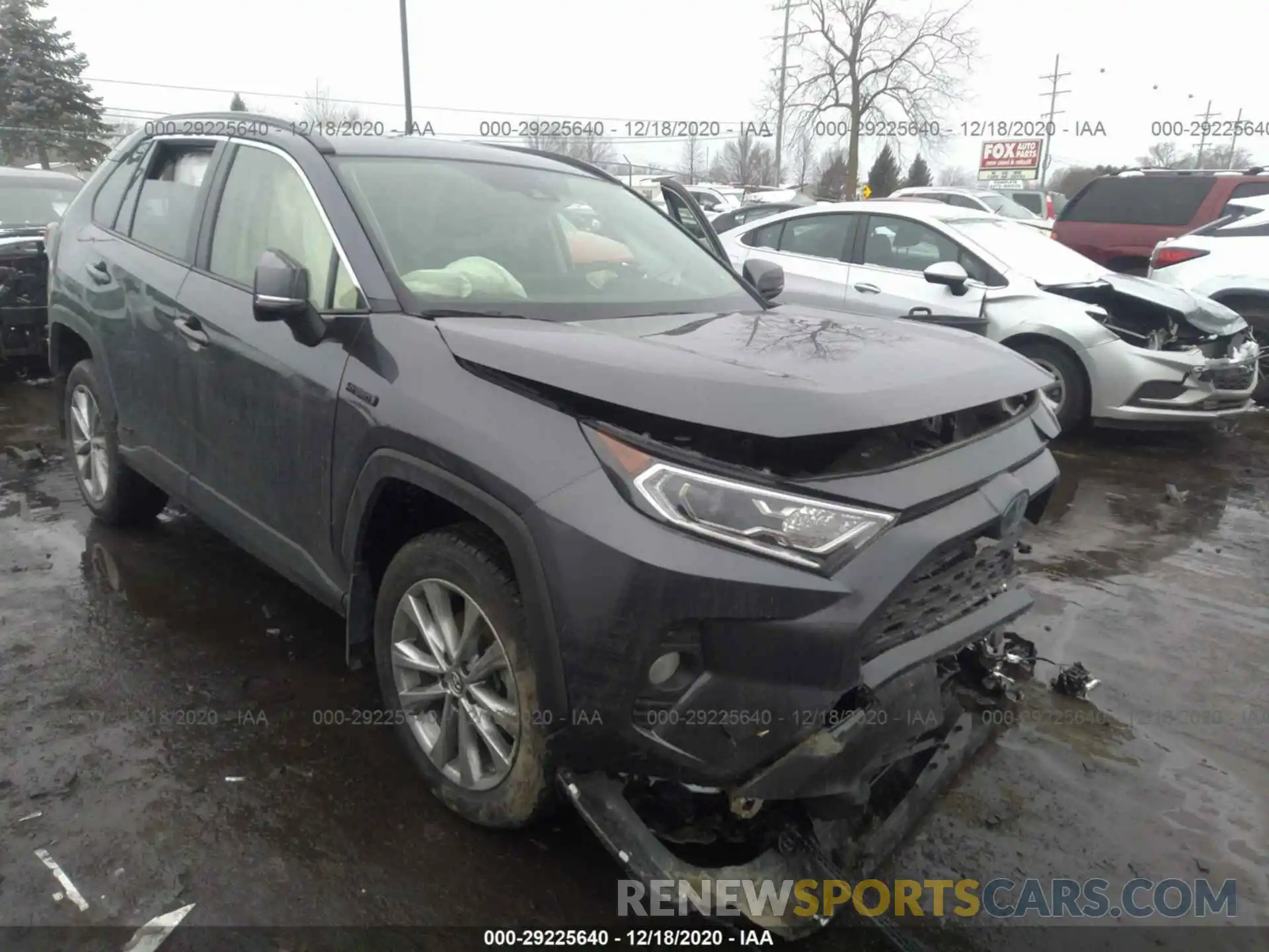 1 Photograph of a damaged car JTMRWRFV8LD049117 TOYOTA RAV4 2020