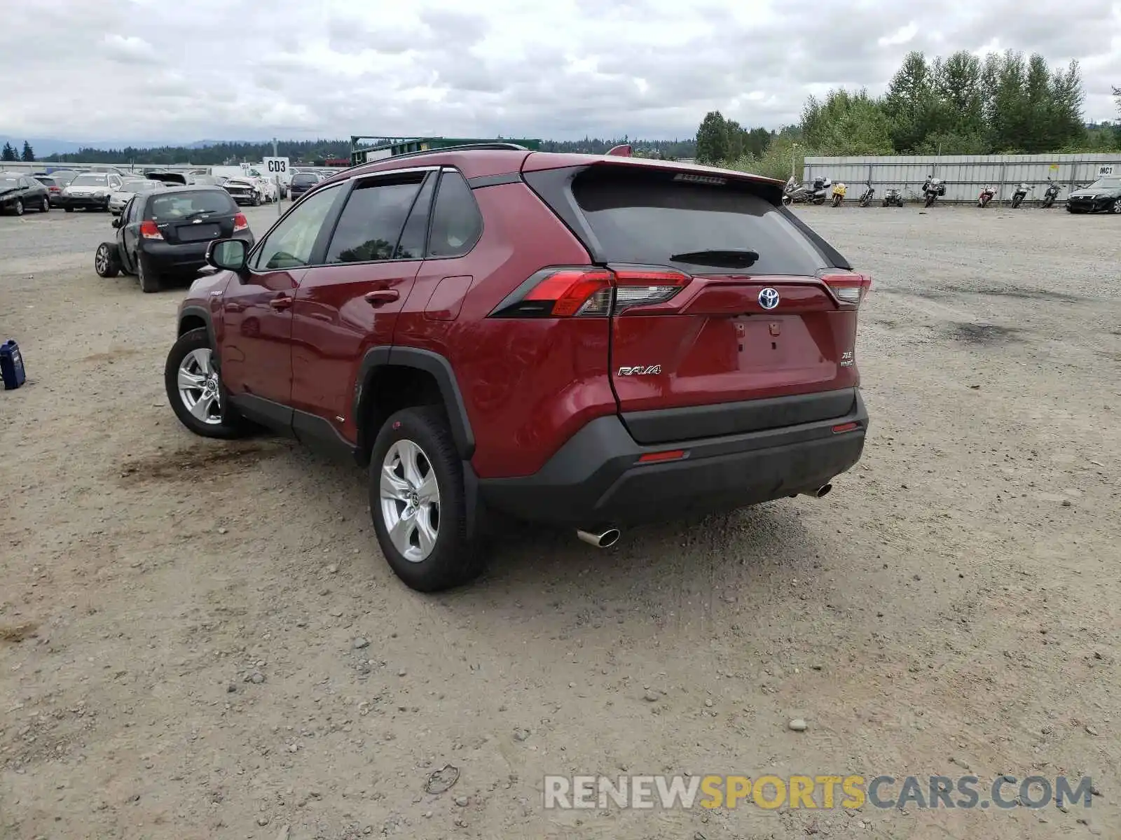 3 Photograph of a damaged car JTMRWRFV8LD058495 TOYOTA RAV4 2020