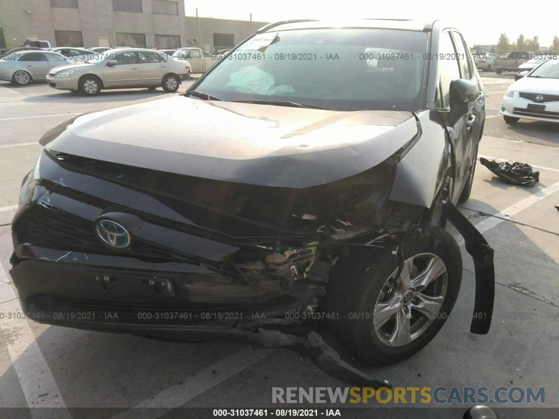 6 Photograph of a damaged car JTMRWRFV8LD064314 TOYOTA RAV4 2020