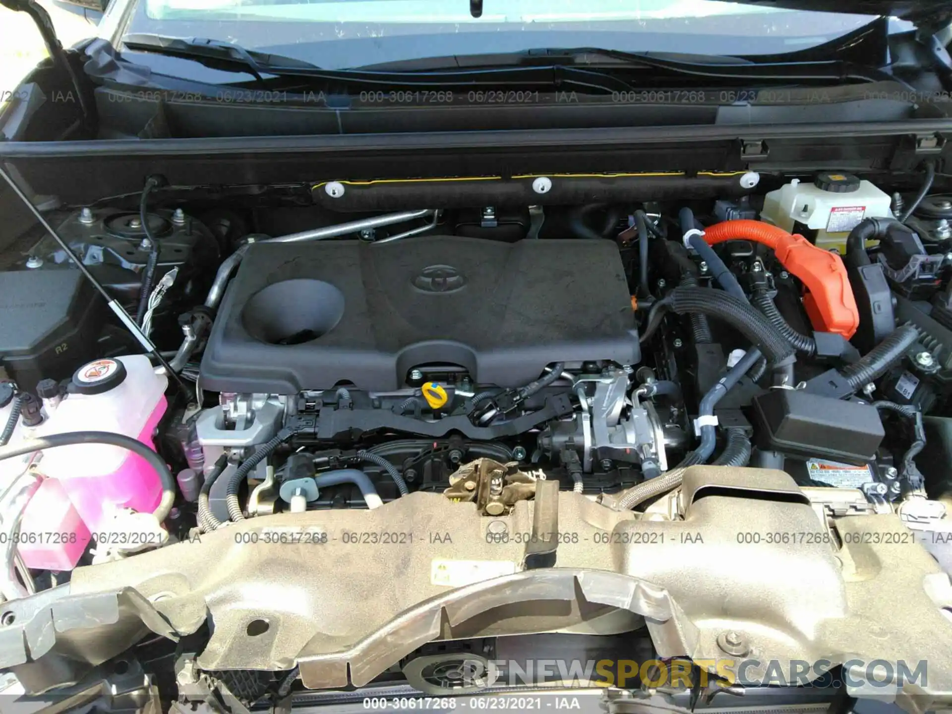 10 Фотография поврежденного автомобиля JTMRWRFV8LD066578 TOYOTA RAV4 2020