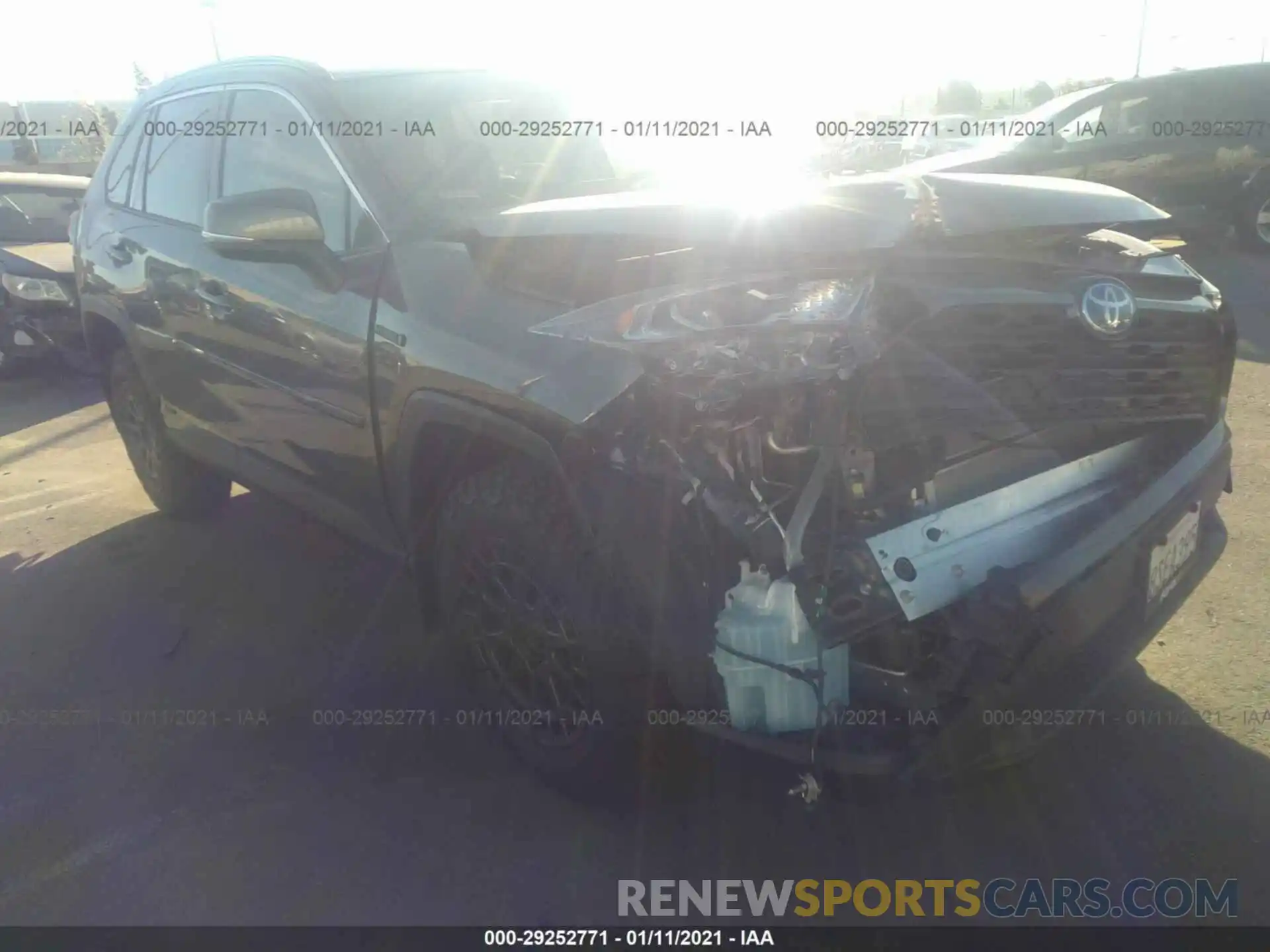 1 Photograph of a damaged car JTMRWRFV8LD069500 TOYOTA RAV4 2020