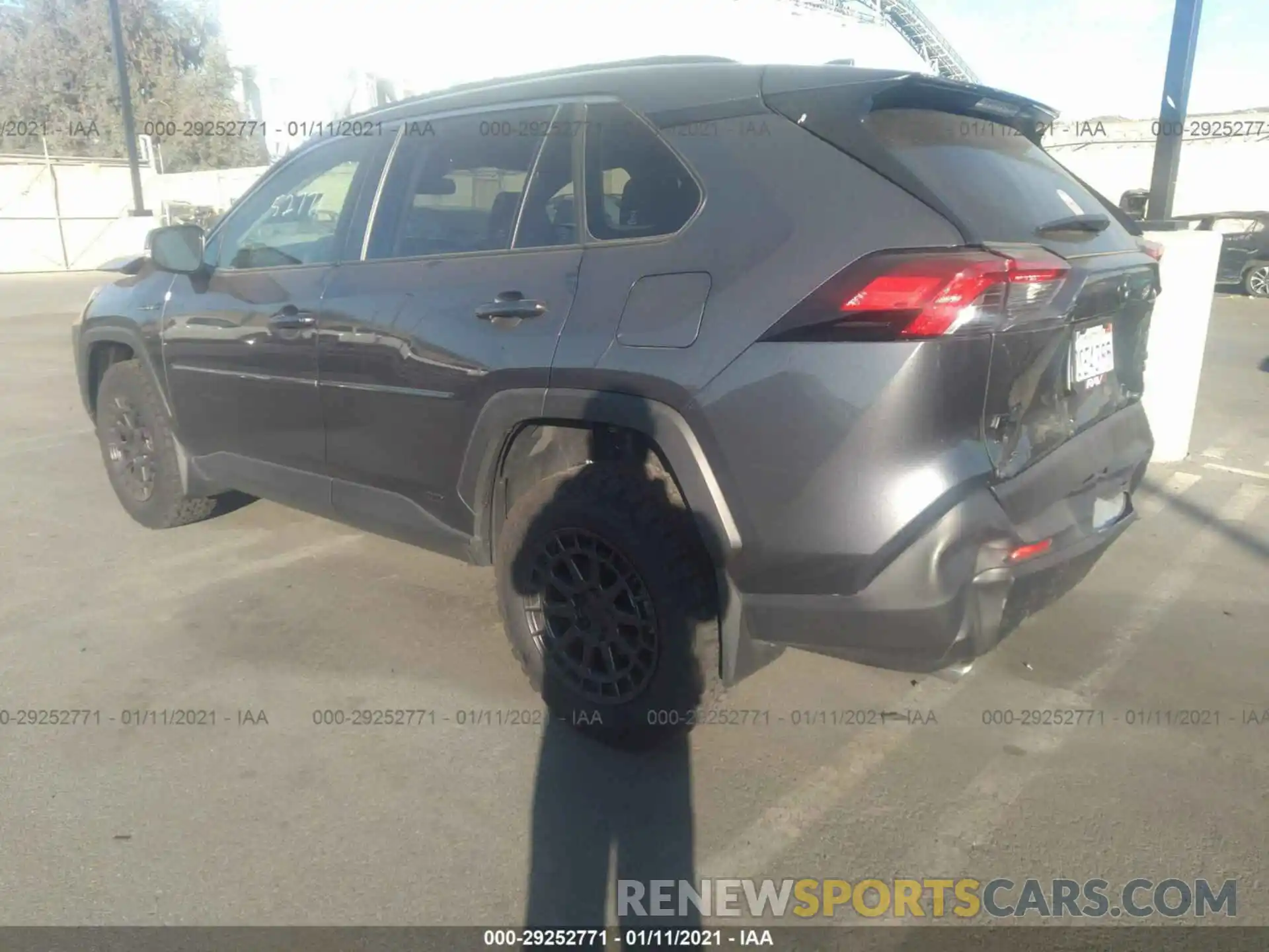 3 Photograph of a damaged car JTMRWRFV8LD069500 TOYOTA RAV4 2020