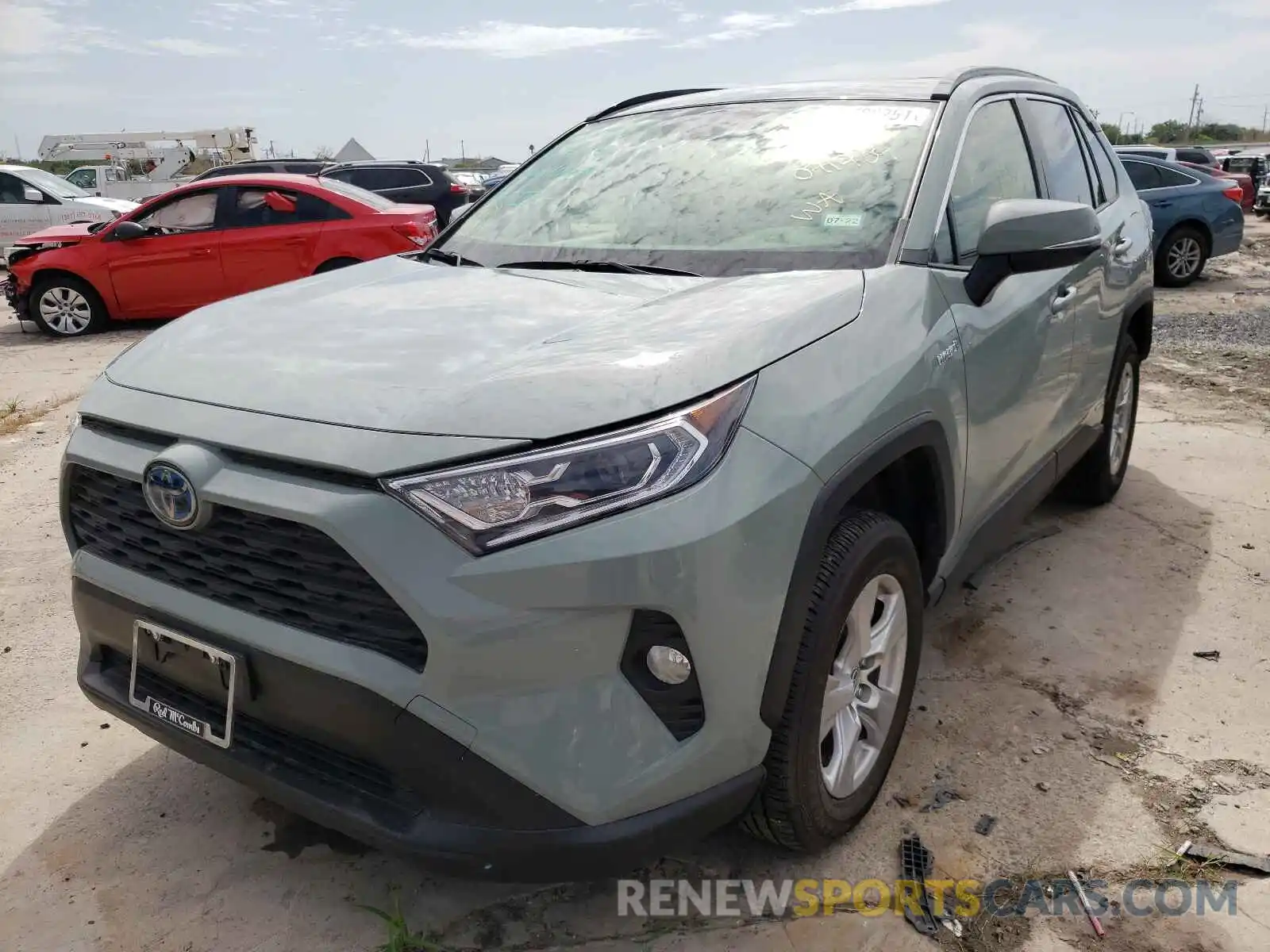 2 Фотография поврежденного автомобиля JTMRWRFV8LD071909 TOYOTA RAV4 2020