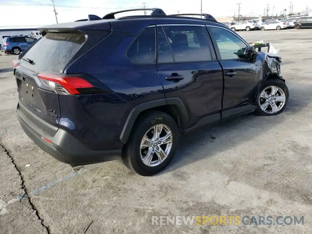 4 Photograph of a damaged car JTMRWRFV9LD057727 TOYOTA RAV4 2020