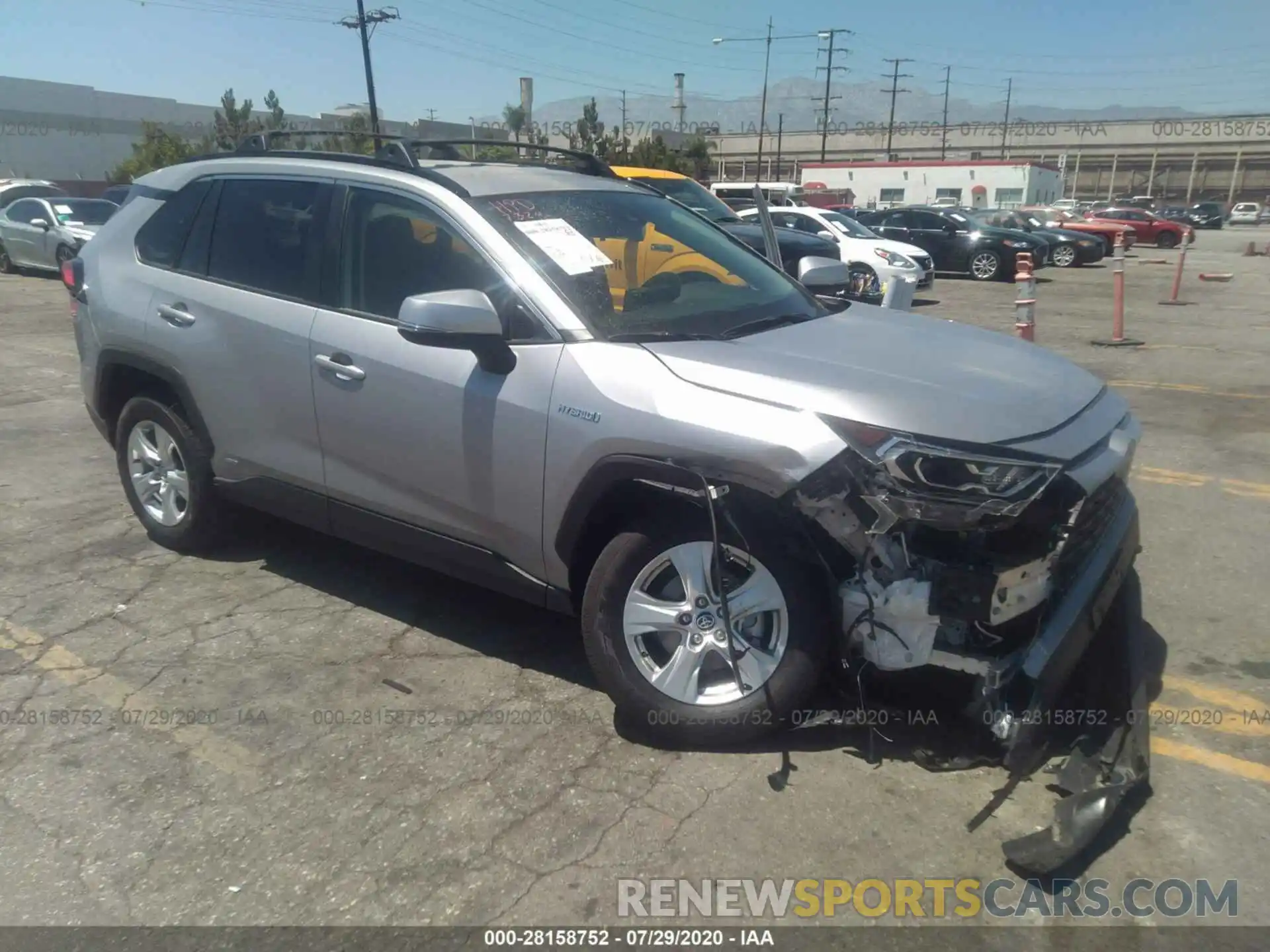 1 Photograph of a damaged car JTMRWRFV9LD062684 TOYOTA RAV4 2020