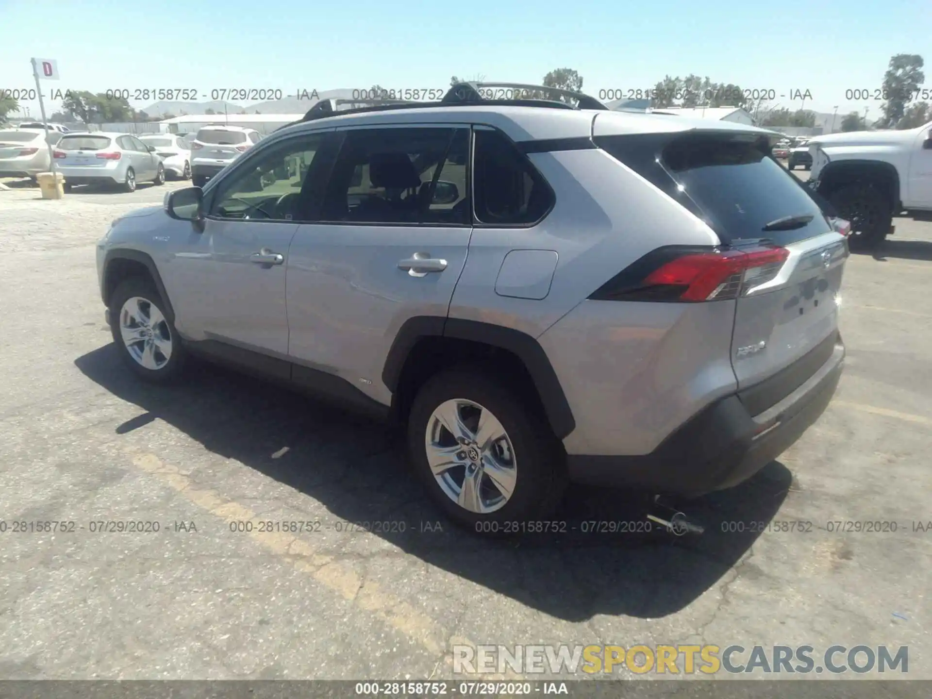 3 Photograph of a damaged car JTMRWRFV9LD062684 TOYOTA RAV4 2020