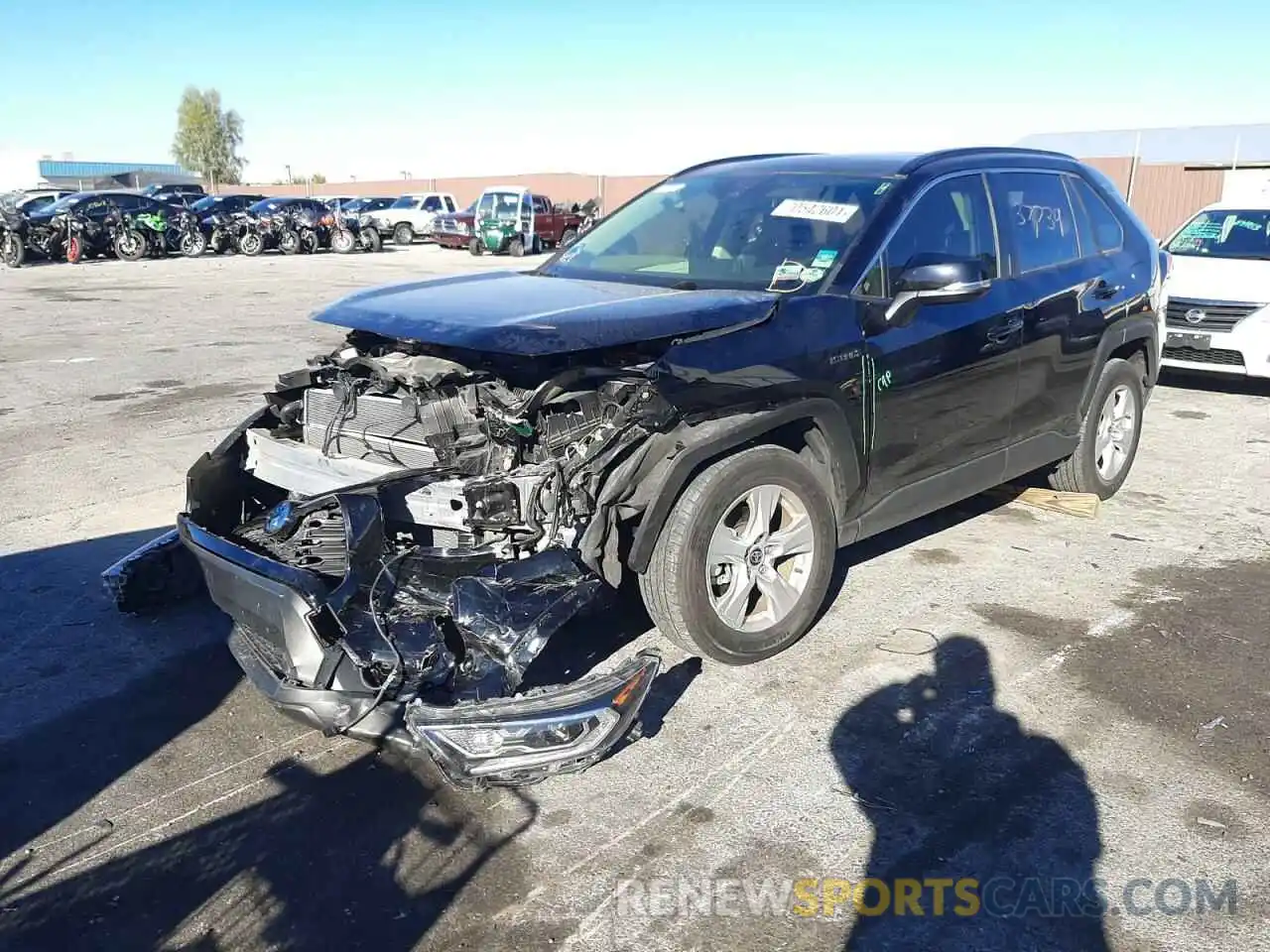 2 Photograph of a damaged car JTMRWRFV9LD066833 TOYOTA RAV4 2020