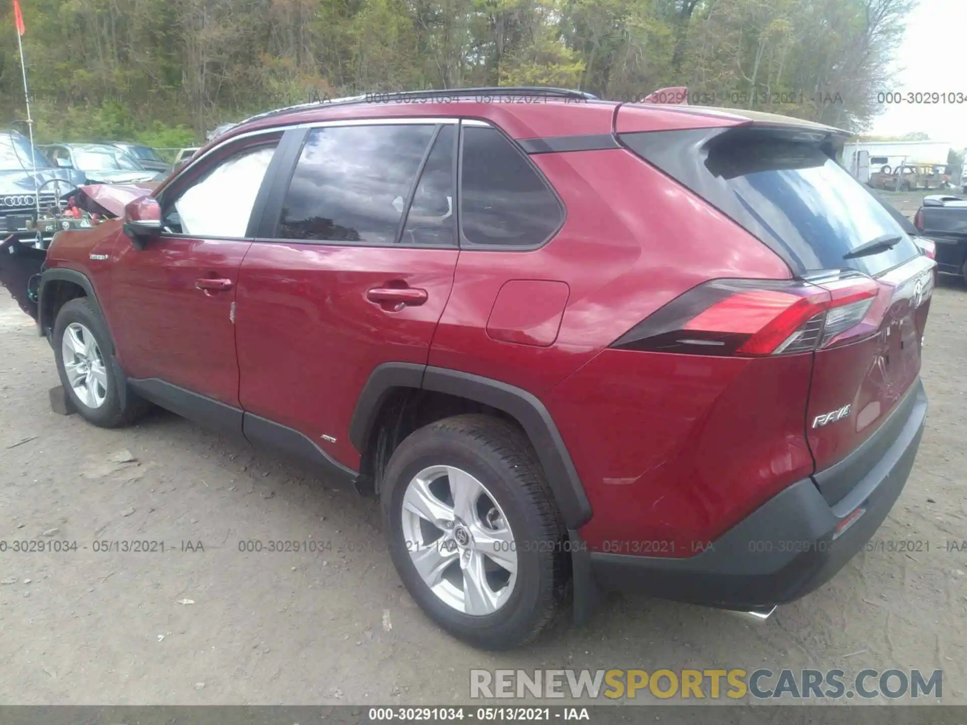 3 Photograph of a damaged car JTMRWRFV9LD070879 TOYOTA RAV4 2020