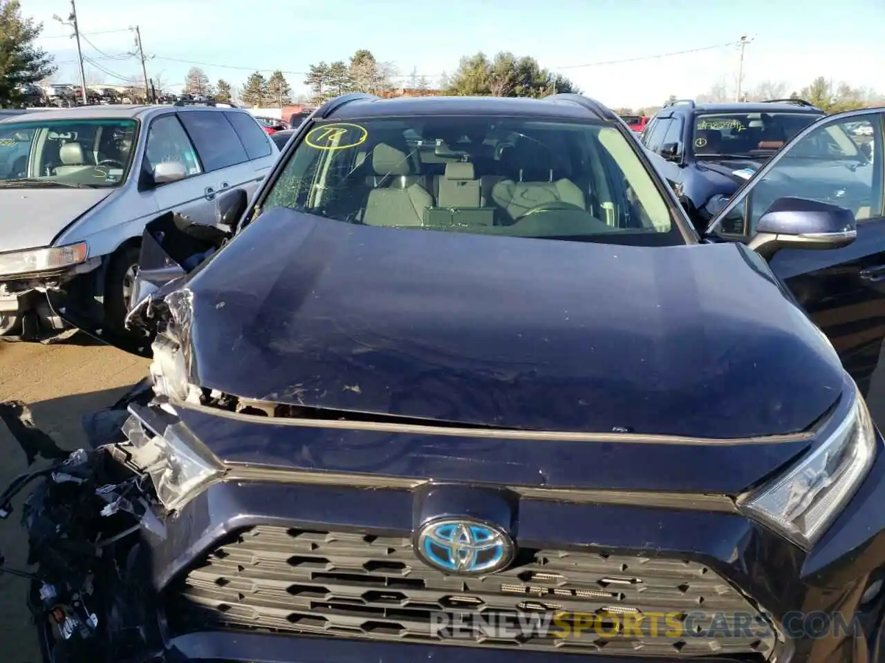 7 Photograph of a damaged car JTMRWRFV9LD544538 TOYOTA RAV4 2020