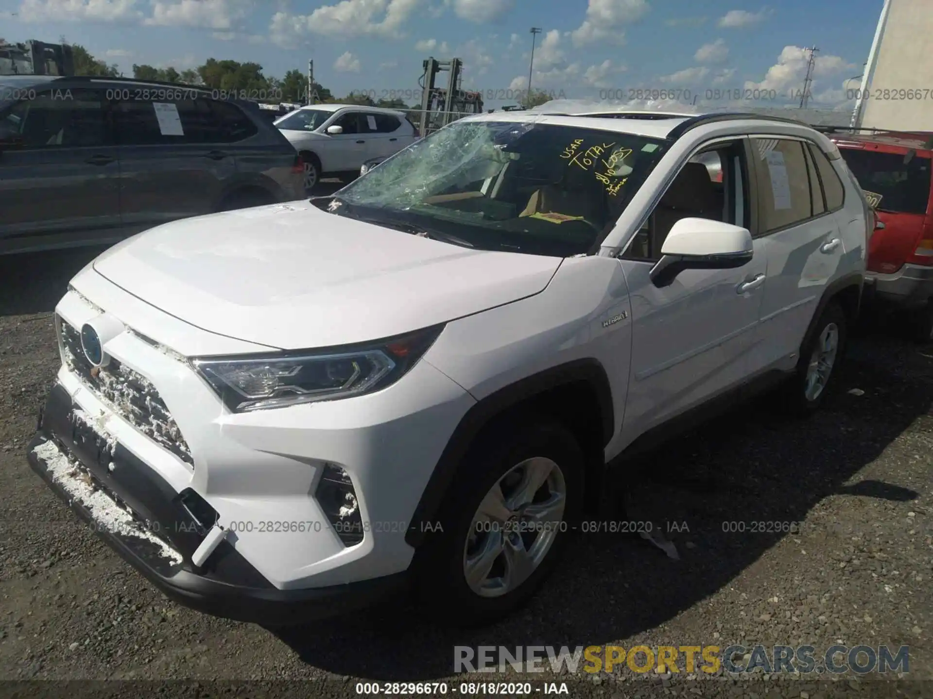 2 Фотография поврежденного автомобиля JTMRWRFVXLD053539 TOYOTA RAV4 2020