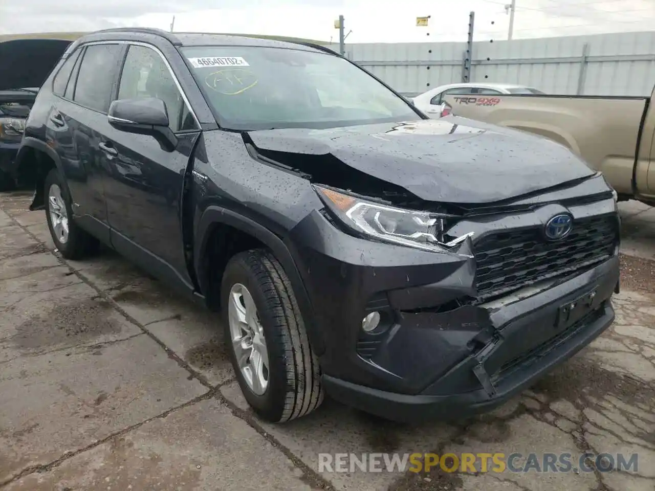 1 Photograph of a damaged car JTMRWRFVXLD055047 TOYOTA RAV4 2020