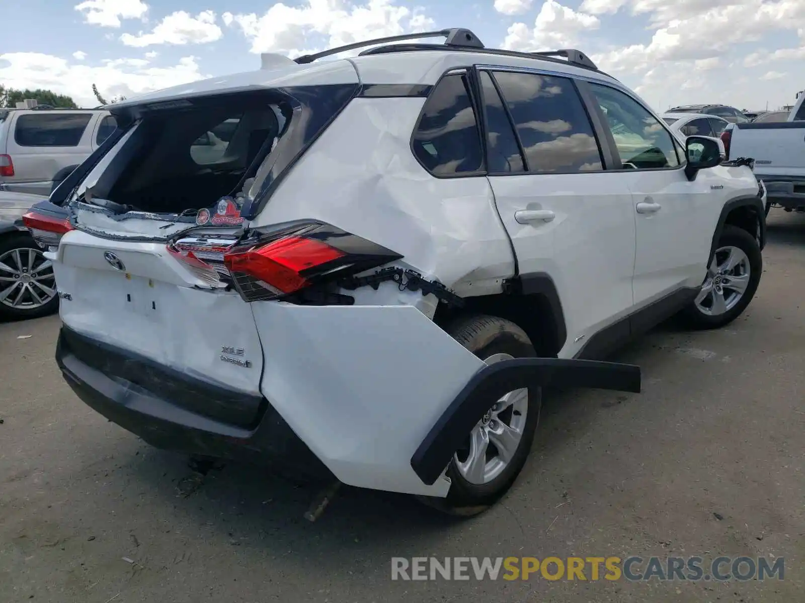 4 Photograph of a damaged car JTMRWRFVXLD060992 TOYOTA RAV4 2020