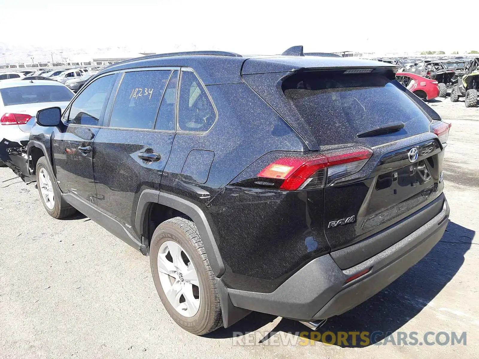 3 Фотография поврежденного автомобиля JTMRWRFVXLD061074 TOYOTA RAV4 2020