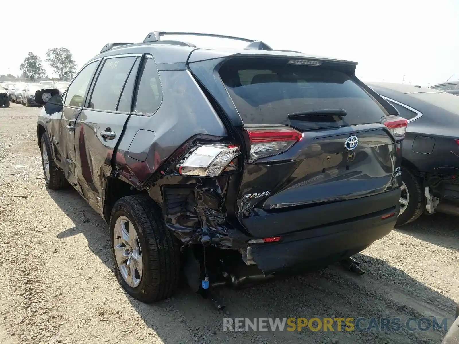 3 Photograph of a damaged car JTMRWRFVXLD069014 TOYOTA RAV4 2020