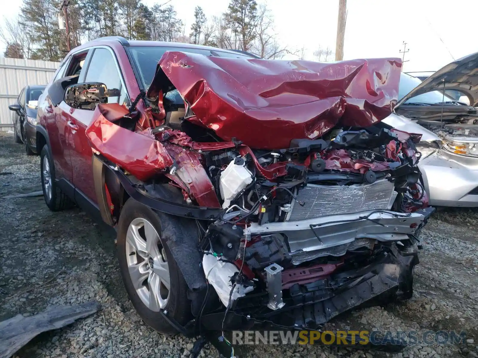 1 Photograph of a damaged car JTMW1RFV0LD056564 TOYOTA RAV4 2020