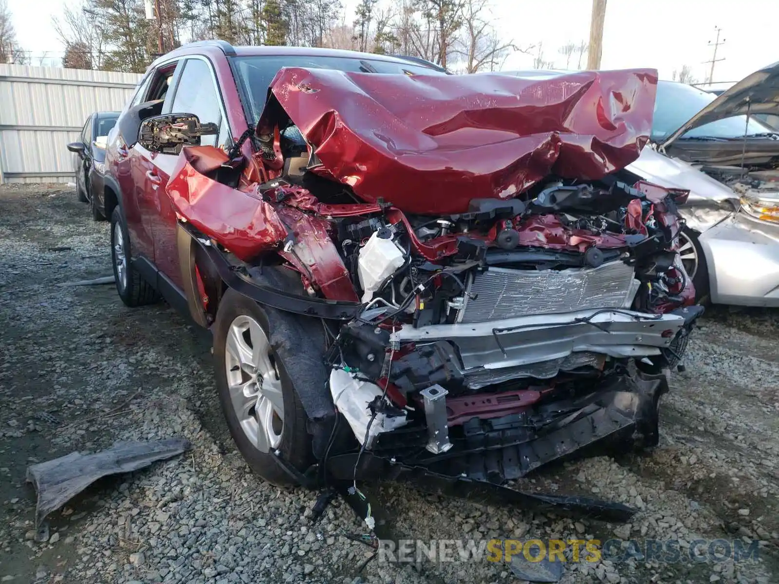 9 Photograph of a damaged car JTMW1RFV0LD056564 TOYOTA RAV4 2020