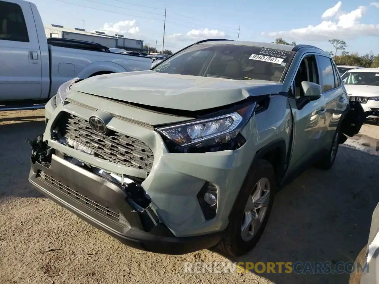 2 Фотография поврежденного автомобиля JTMW1RFV0LD057035 TOYOTA RAV4 2020