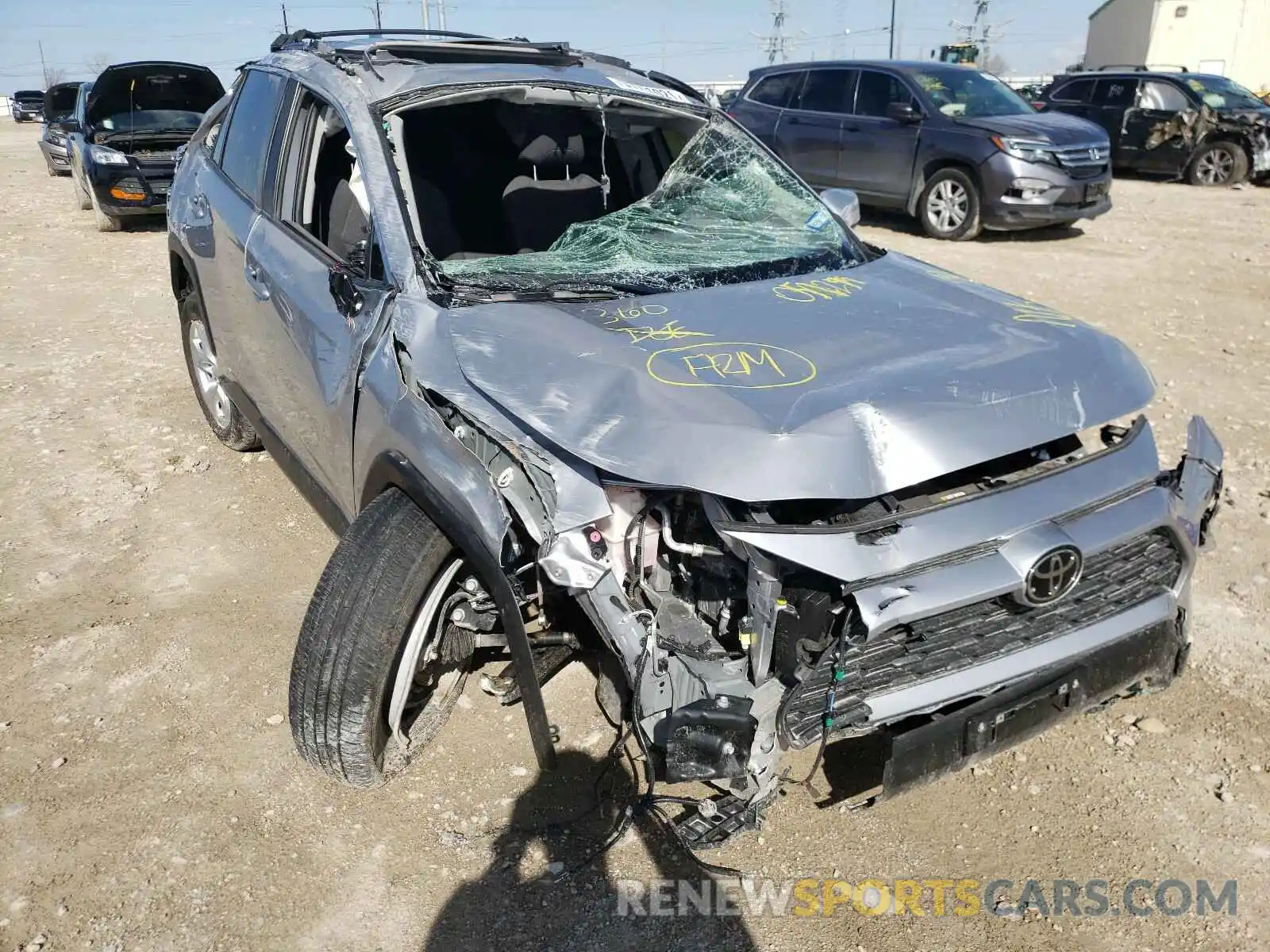 1 Photograph of a damaged car JTMW1RFV1LD052295 TOYOTA RAV4 2020