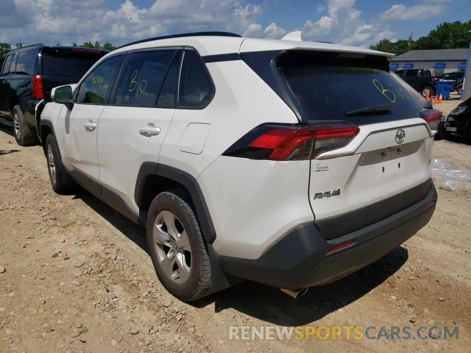 3 Photograph of a damaged car JTMW1RFV2LD519370 TOYOTA RAV4 2020