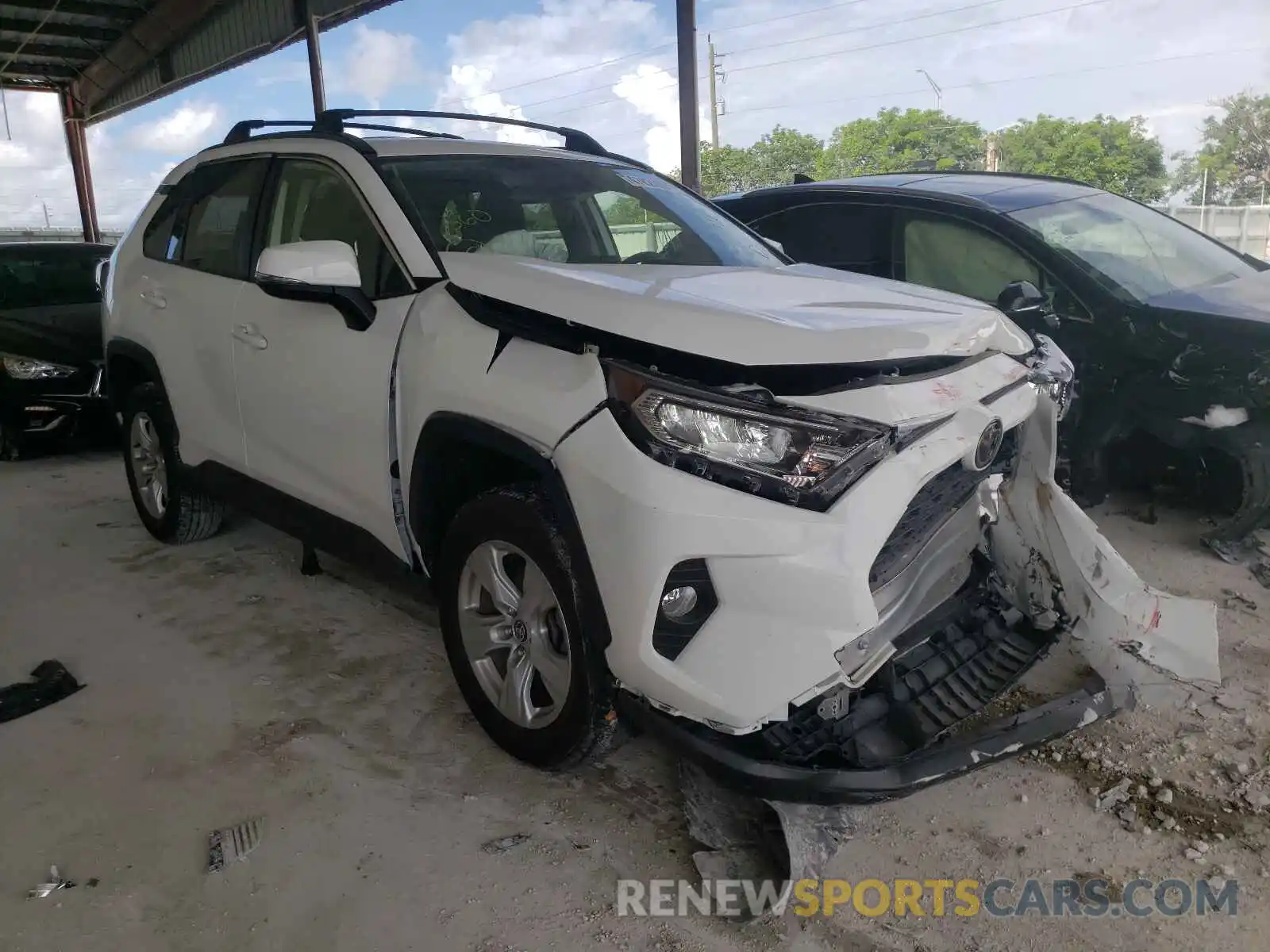 1 Photograph of a damaged car JTMW1RFV3LD049723 TOYOTA RAV4 2020