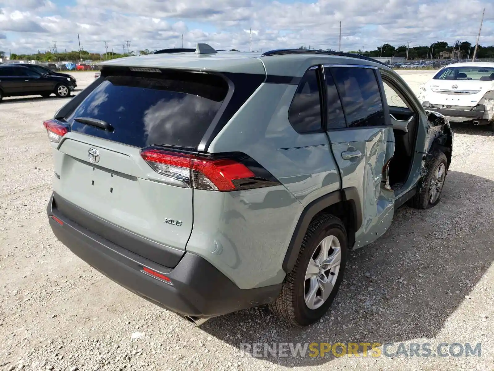 4 Photograph of a damaged car JTMW1RFV3LD521452 TOYOTA RAV4 2020