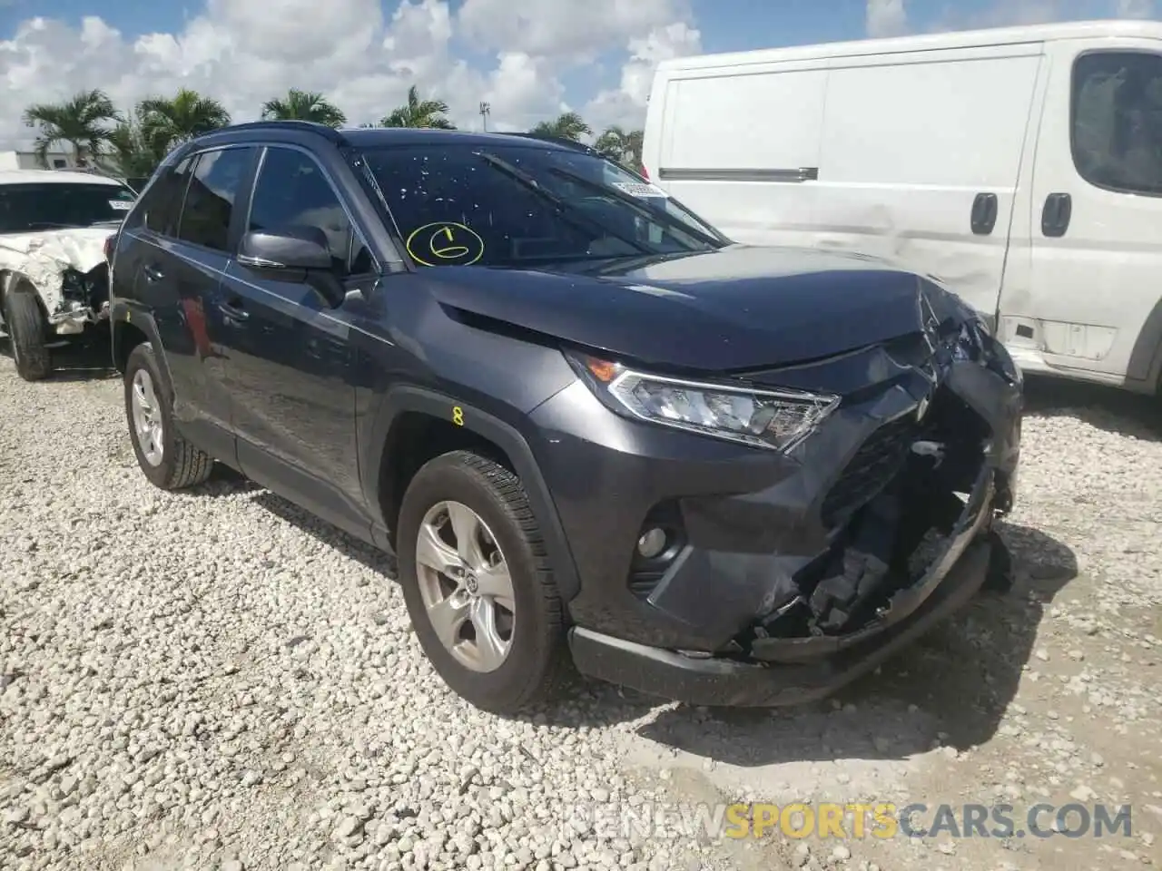 1 Photograph of a damaged car JTMW1RFV4LD059158 TOYOTA RAV4 2020